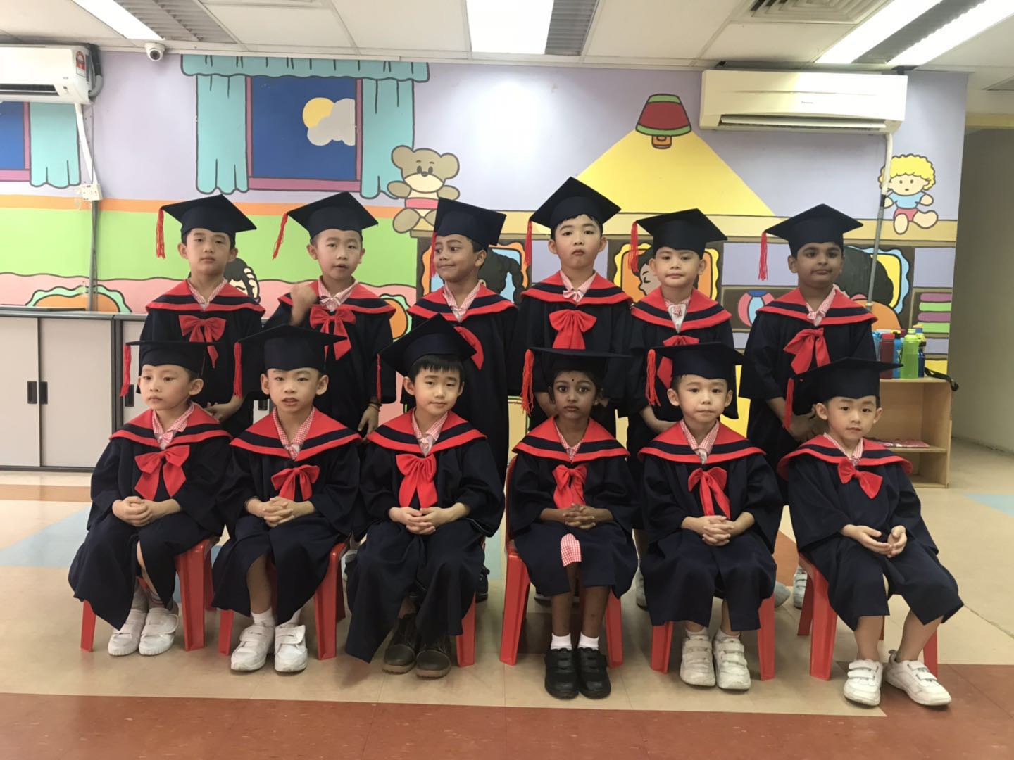 小博士幼儿园第一届毕业生