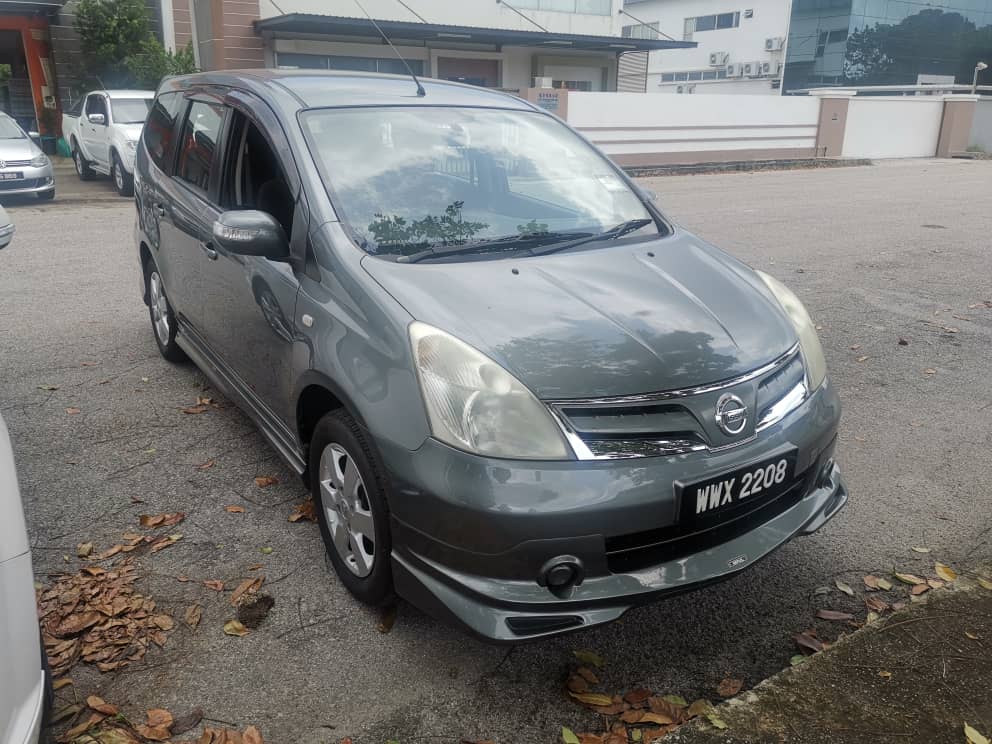 NISSAN Grand Livina 1.6A